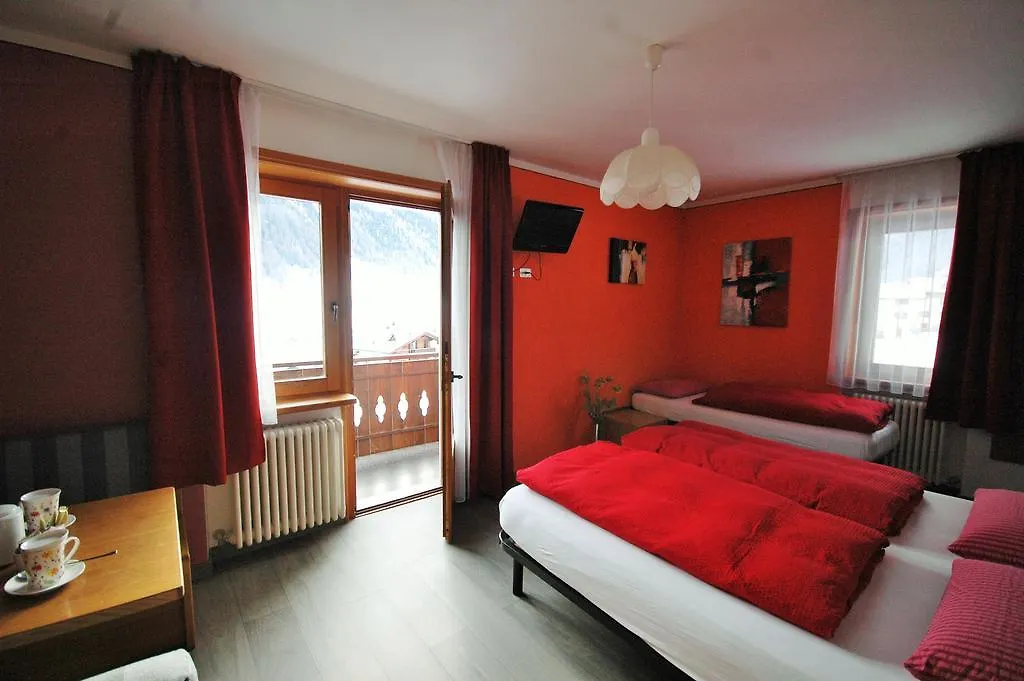 **  Hotel Garni Gimea Livigno Italien